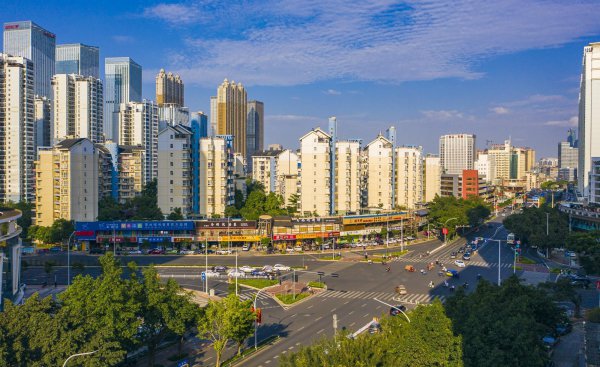 中国哪个城市最适合居住