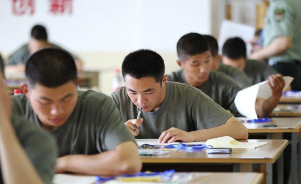 中国有哪些军校