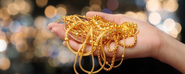 2023年属牛戴什么好