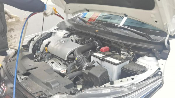 发动机舱可以用水冲吗