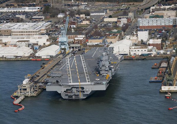 世界上最大的航母有多长多宽