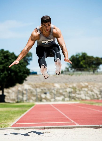跳远的技巧怎样才能跳得更远