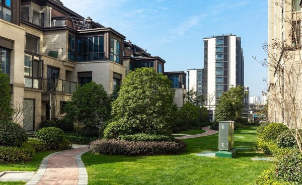 叠拼别墅是什么意思