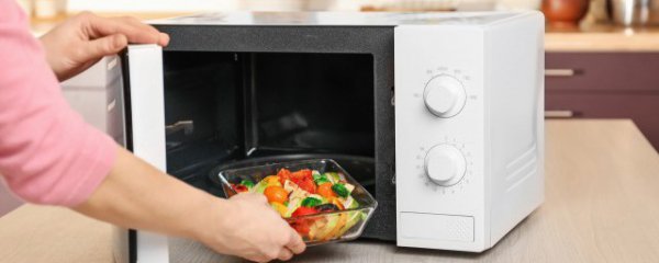 微波炉可以烤煮吗