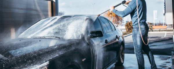 汽车停车表面怎么清洗