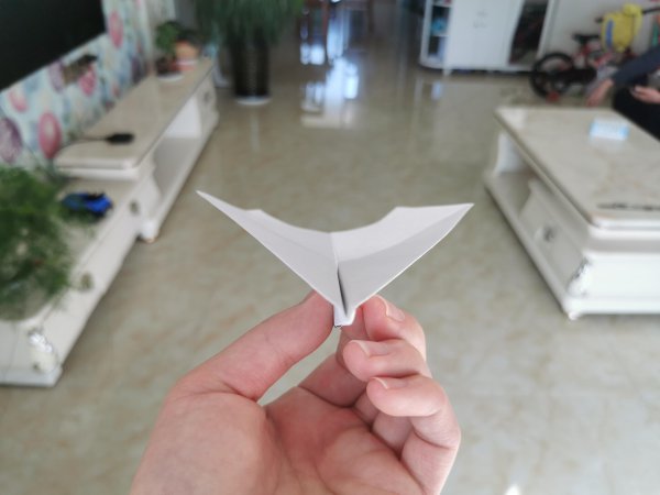 怎么折飞机才能飞得更远