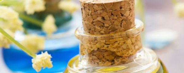 如何用精油调制香水