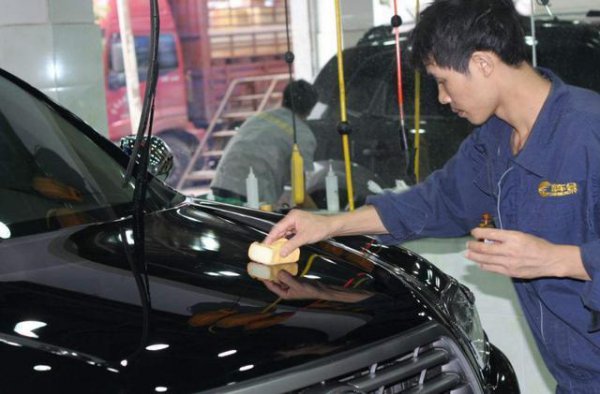 车子镀晶和镀膜哪个效果好