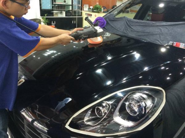 车子镀晶和镀膜哪个效果好