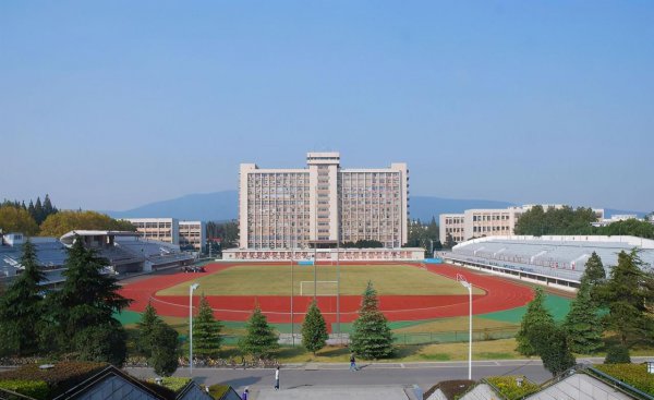 南京理工大学江阴校区是几本