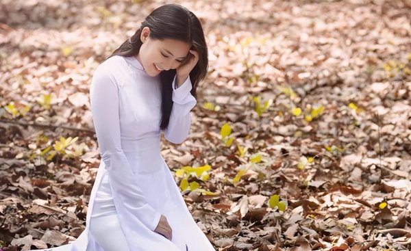 已婚女人知道你喜欢她后反应