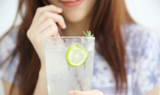 雪碧过期的用途 雪碧过期之后还有什么妙用