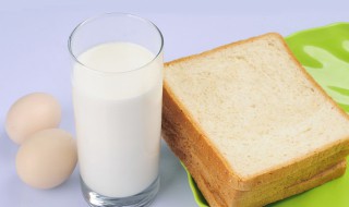 坐月子能喝纯牛奶吗 坐月子能不能喝纯牛奶