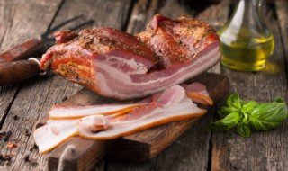 猪哪个部位适合腌腊肉 猪什么位置的肉适合腌腊肉