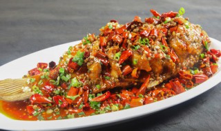 炖鱼的家常做法窍门 紫苏炖鱼的做法