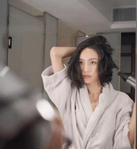 护发精油怎么用才是正确的 护发精油正确打开方式与步骤