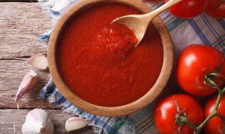 虾仁能和西红柿一起吃吗 虾仁可以和西红柿一起吃吗