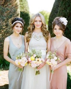 当伴娘有什么讲究吗 伴娘可以选择已经结婚的人吗