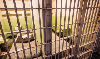 监狱看人需要什么手续 去监狱探监需要什么手续