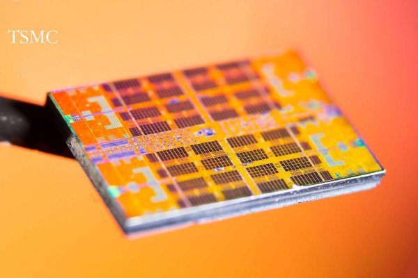 天玑8100和骁龙8gen1哪个好