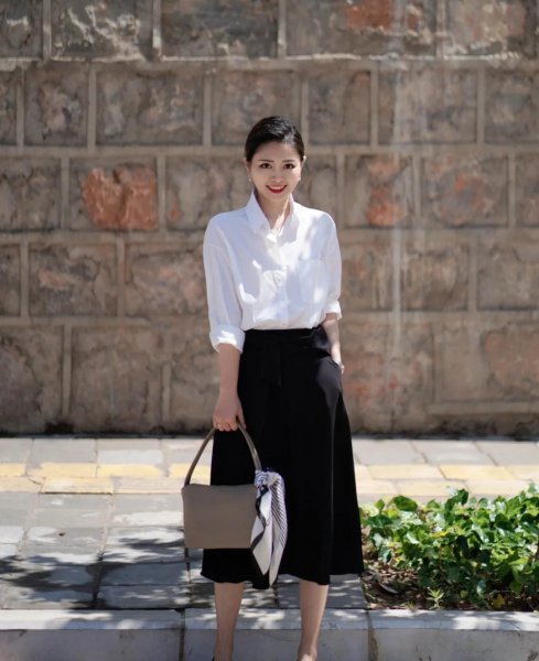 大学生面试穿什么衣服比较合适