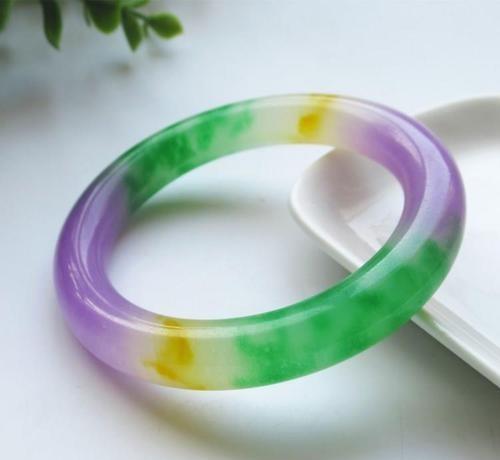 翡翠几百元是真的吗