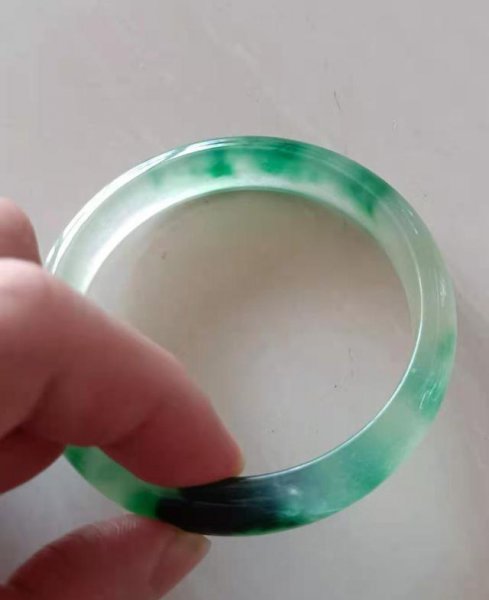 翡翠几百元是真的吗