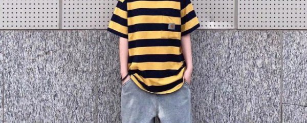 黄裤子搭配什么上衣好看