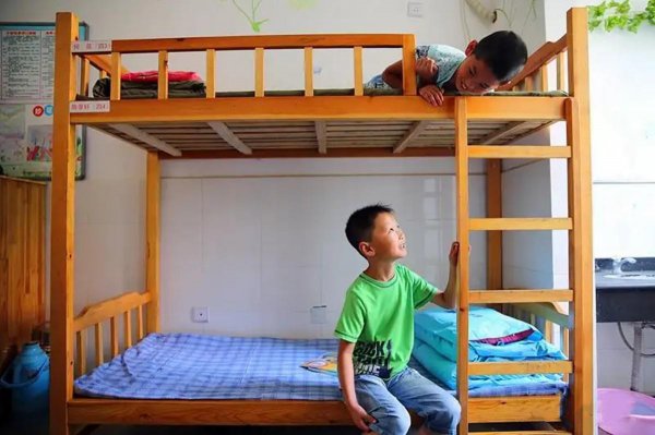 封闭式学校对孩子到底好不好