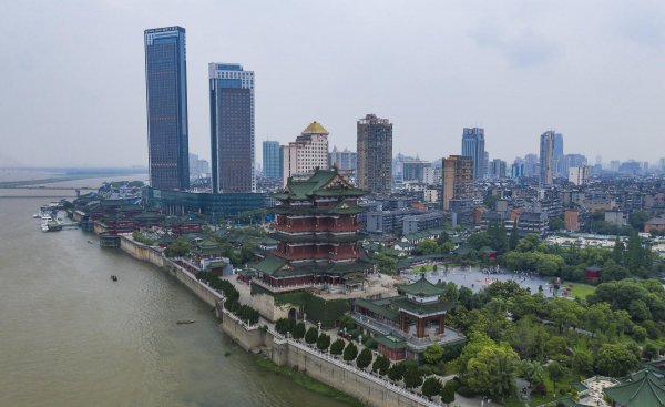 中国夏季最热的地方