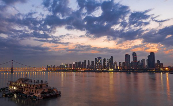 中国夏季最热的地方