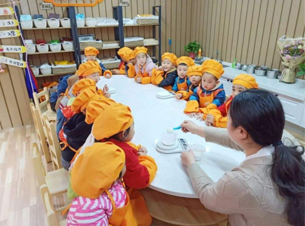 小学和幼师哪个有前景好就业