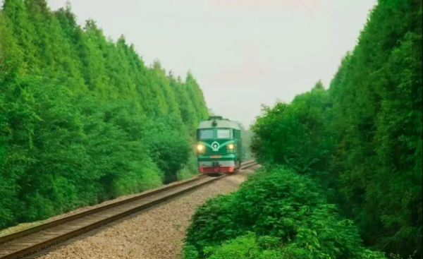 k是什么火车图片