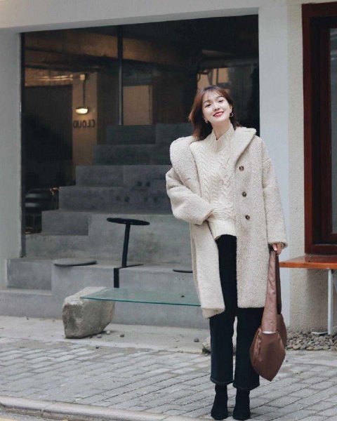 穿衣服忌上深下浅