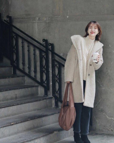 穿衣服忌上深下浅