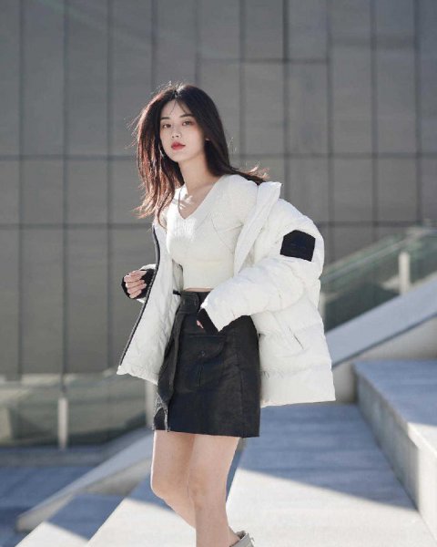 穿衣服忌上深下浅