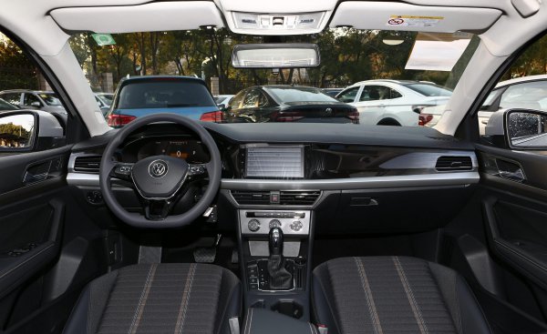 轩逸和朗逸哪个好