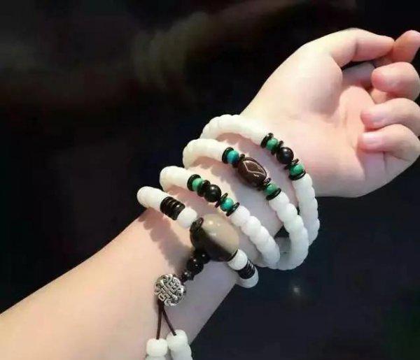 白菩提和白玉菩提是一样的吗