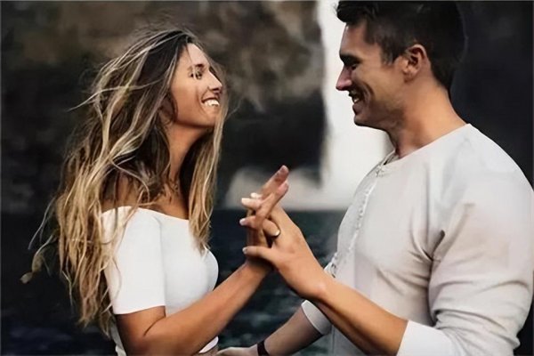 情侣惩罚游戏推荐