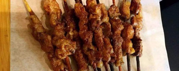 吃羊肉串能喝红酒吗