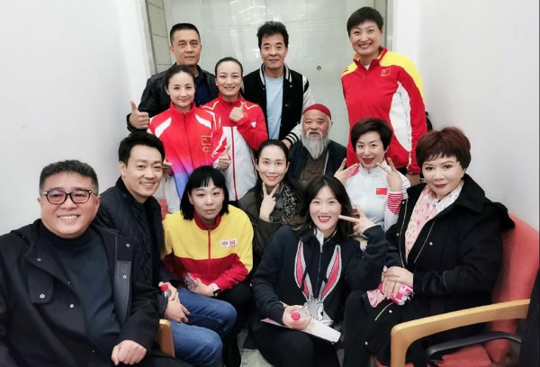 中国女排杨昊个人简历