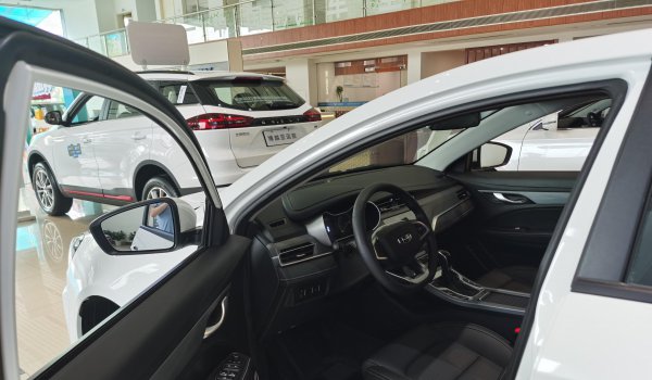 家庭买什么车经济实惠耐用