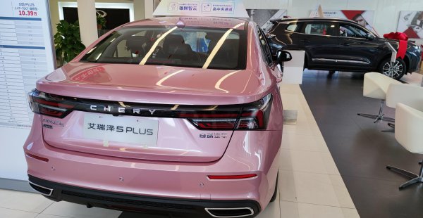 家庭买什么车经济实惠耐用