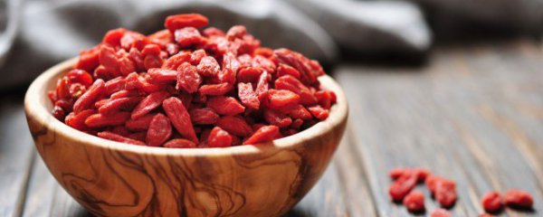 炖鸽子简单方法