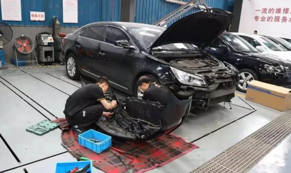 为什么4s店抢着修事故车