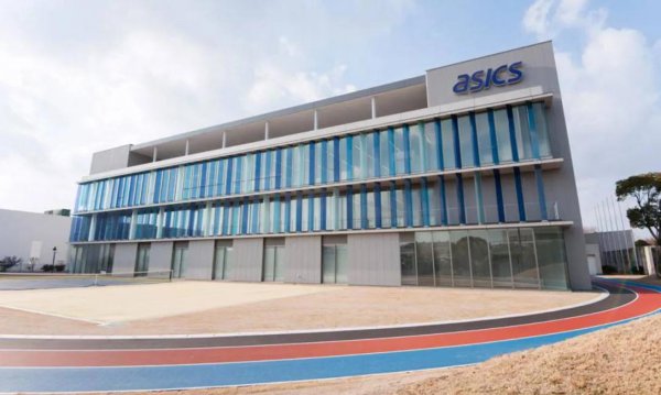 亚瑟士和鬼冢虎的logo区别