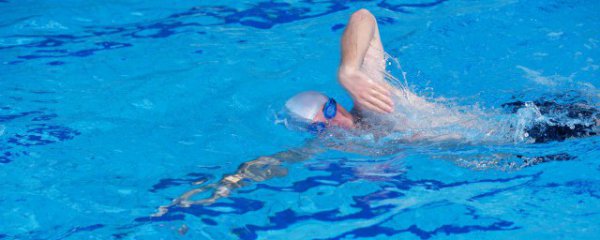 泳帽颜色有什么讲究