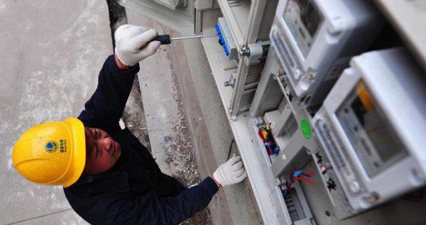 邻居的零线我的火线我家电表会转吗