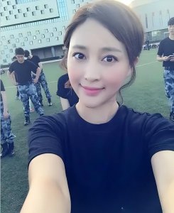 甘婷婷简历资料 甘婷婷因潘金莲走红但36岁依然单身