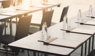 公司发员工水杯刻什么字 公司发员工水杯刻哪些字